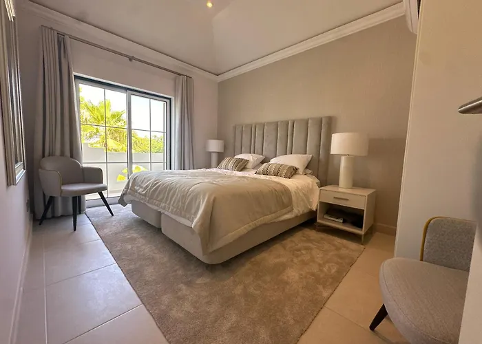 Sunshine - Pinheiros Altos